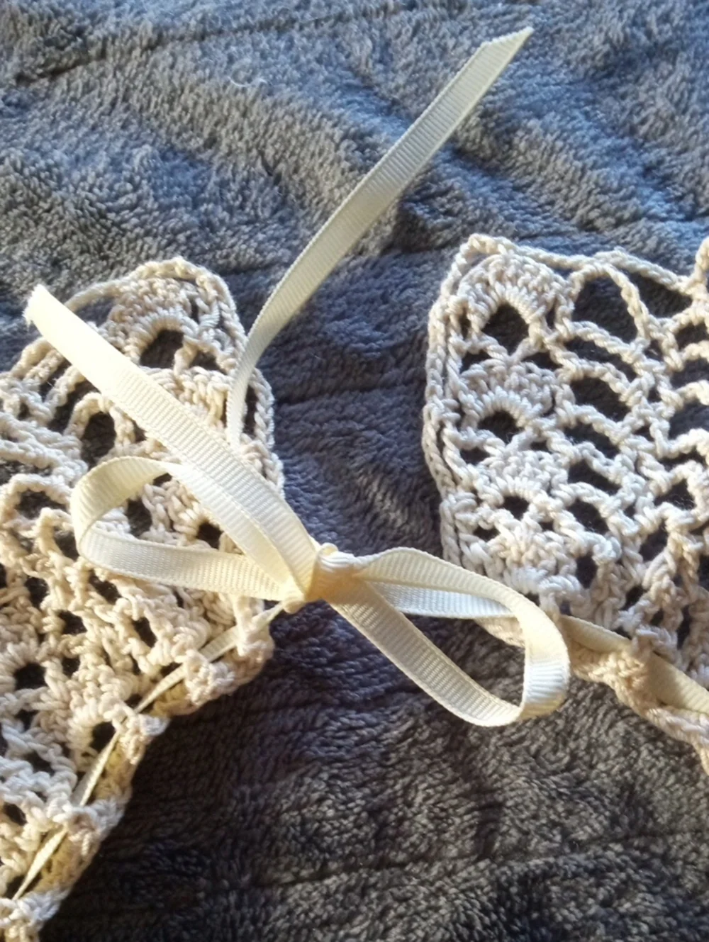 Vintage crochet neck