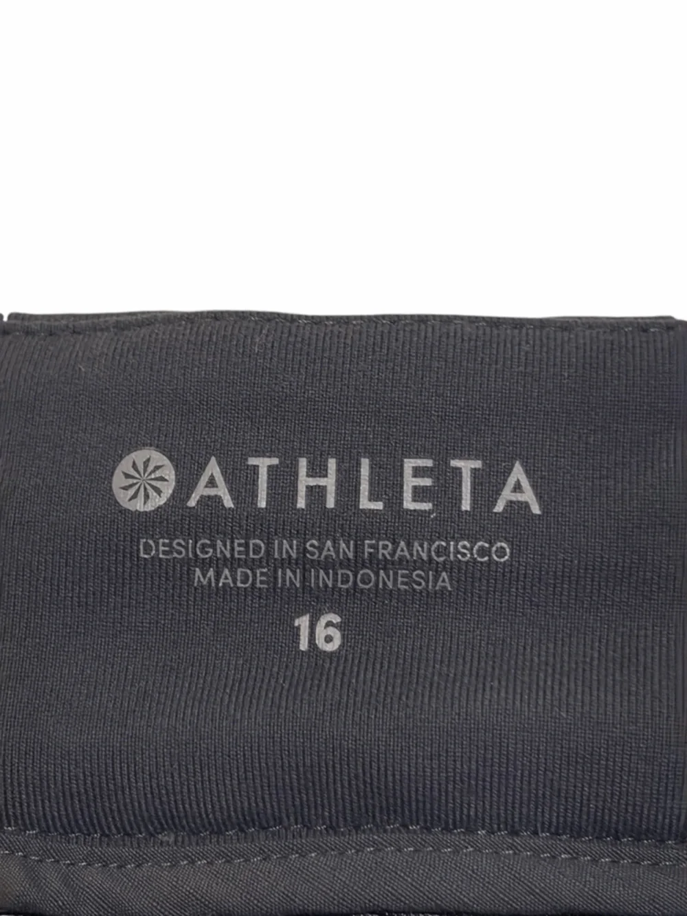 Athleta slim tapered