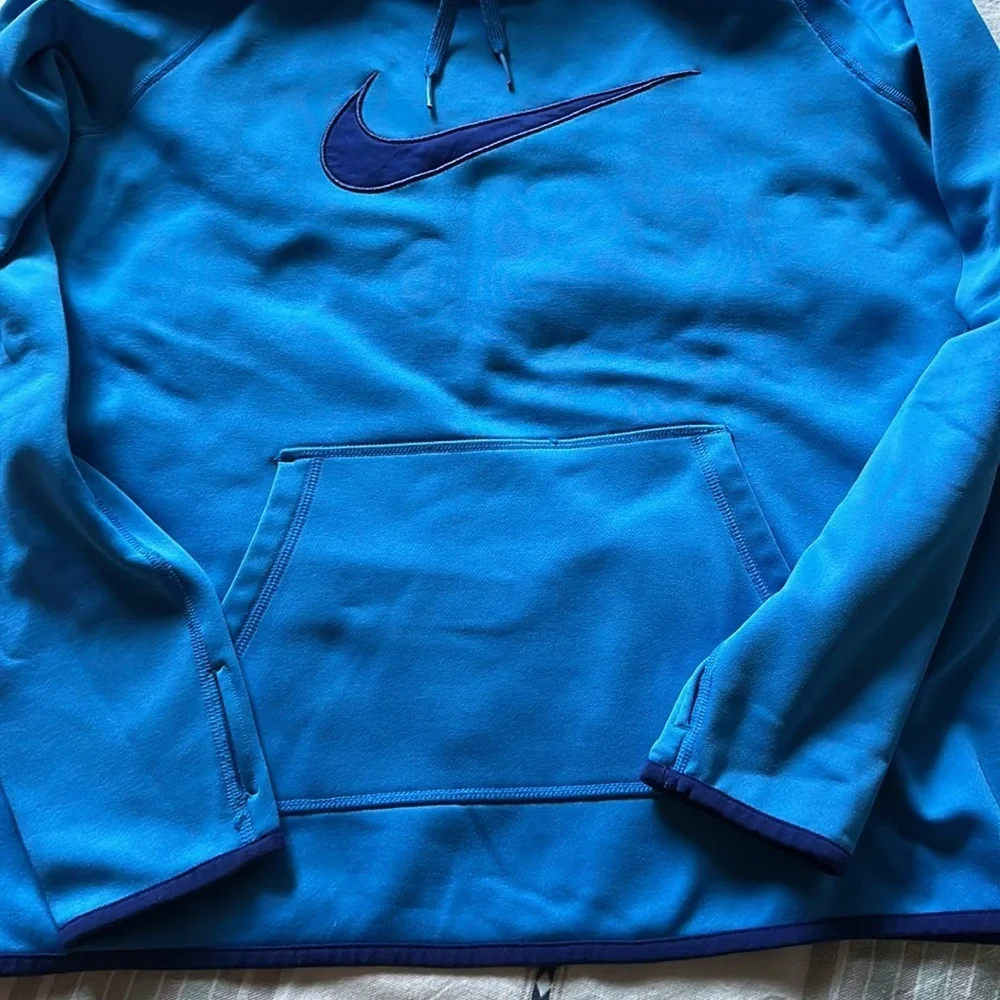 Nike hoddie women