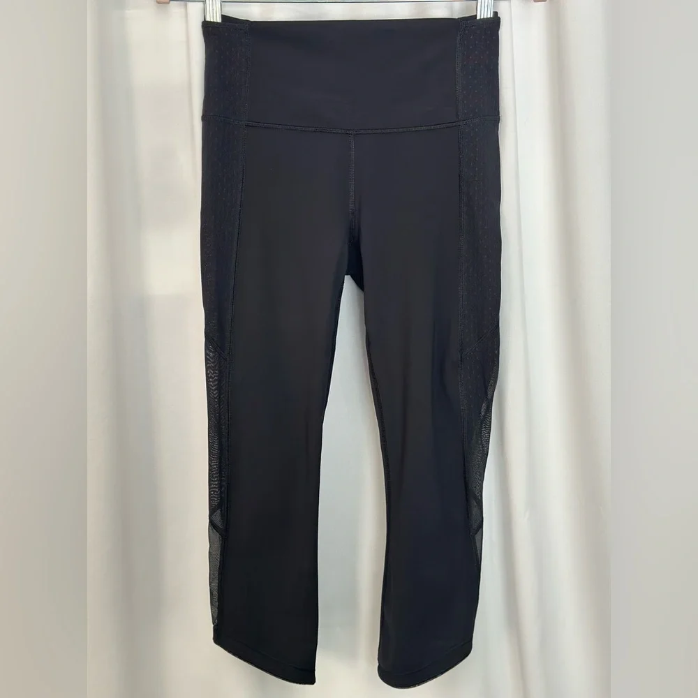 Lululemon Black Cropped Mesh Women's Leggings (987)