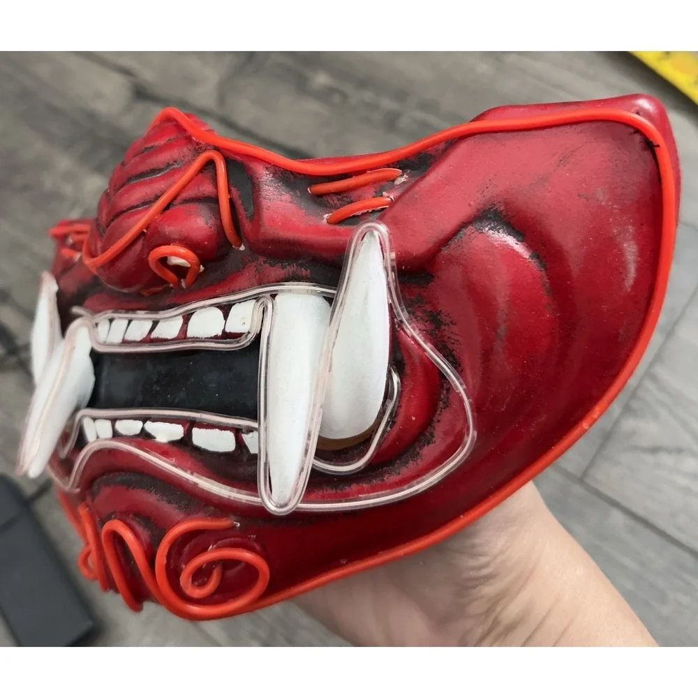 LED Light Up Japanese Oni Samurai Mask Red Hannya Mempo Half Face Cosplay‎