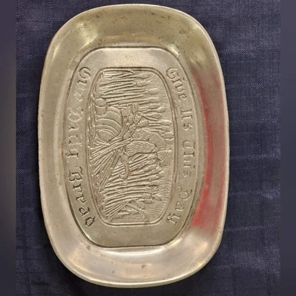 Vintage Cantrell CC Pewter Bread Tray 