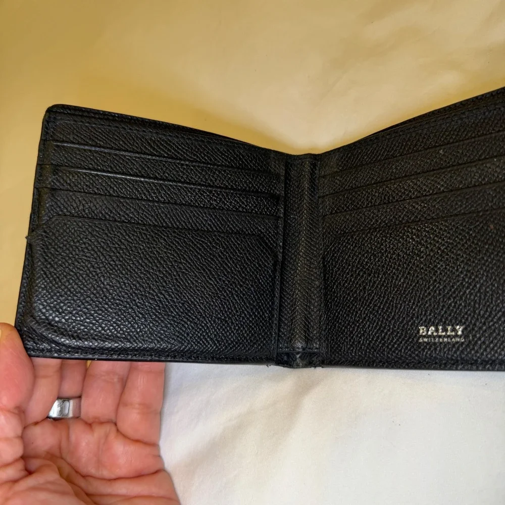Bally tone accessory silver