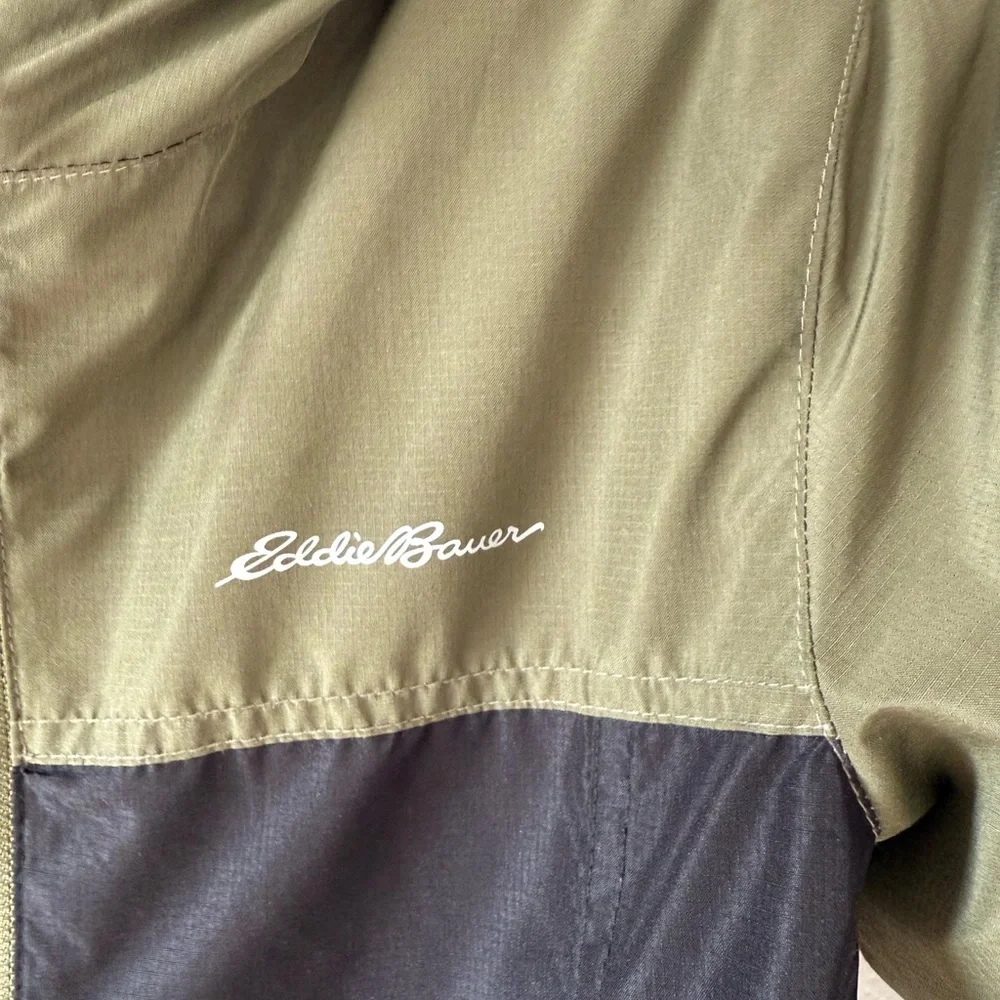 Eddie Bauer stylish olive