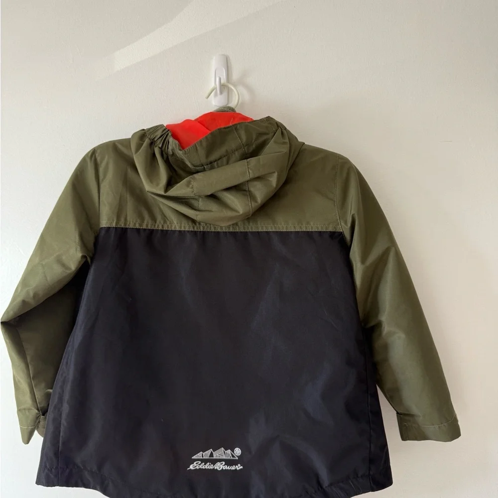 Eddie Bauer stylish olive