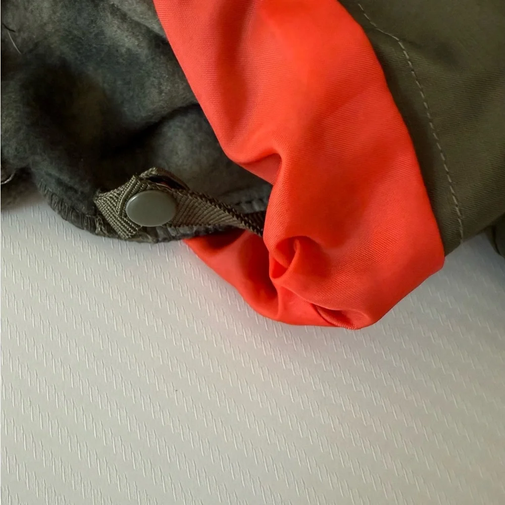 Eddie Bauer stylish olive