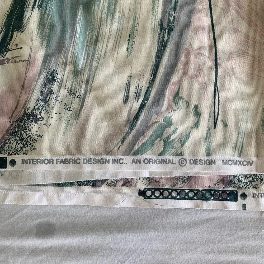 Interior Fabric Design mauve inc