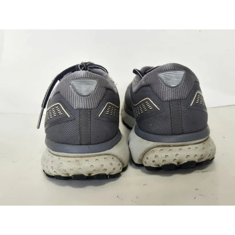Brooks ghost 12