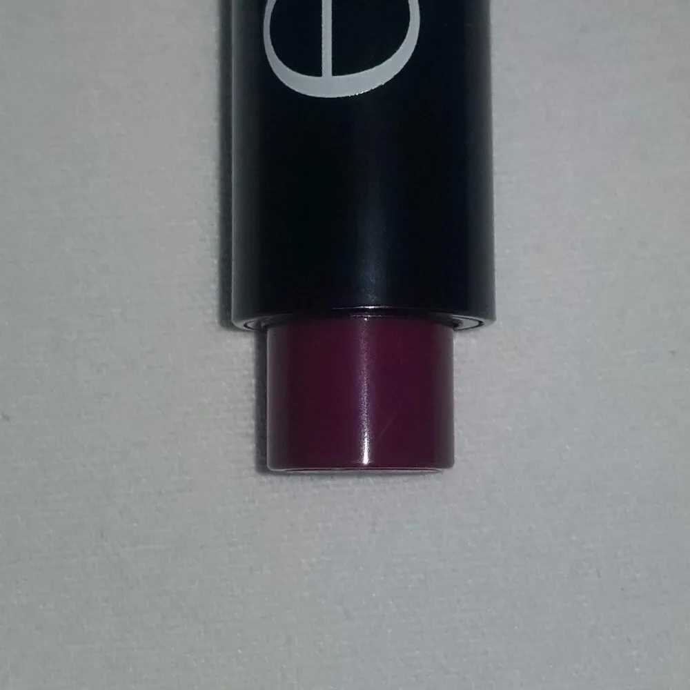 ELF cosmetics pout
