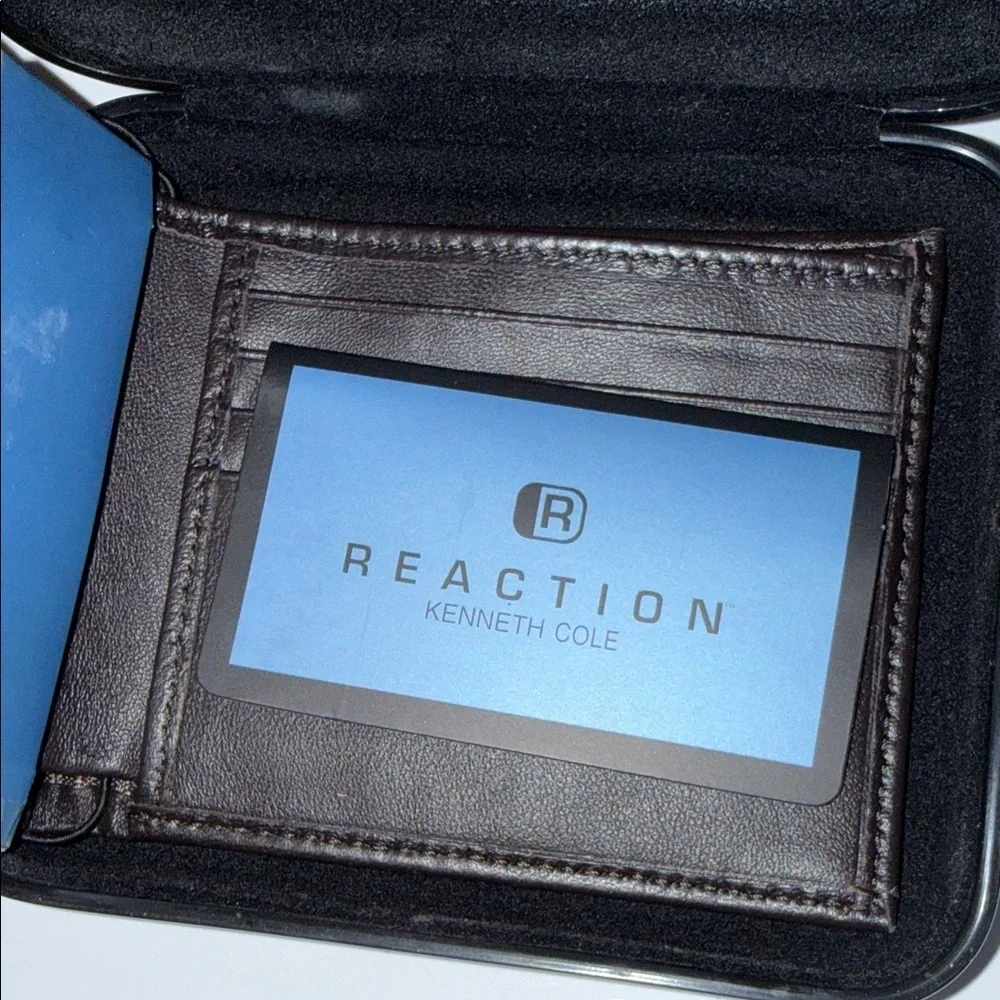 Kenneth Cole Reaction elegant dark