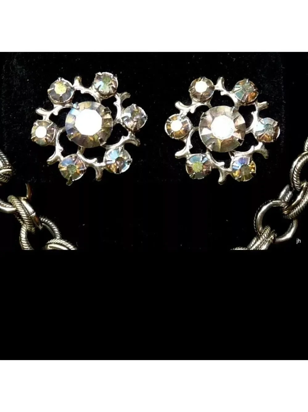 Judy Lee this stunning vintage