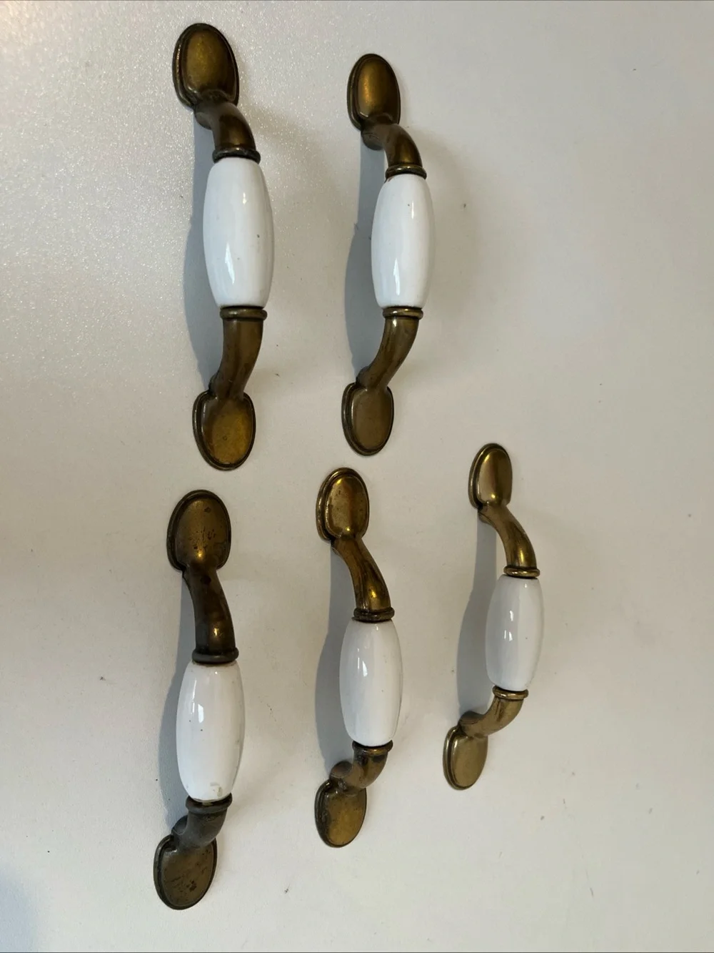 N/A set white