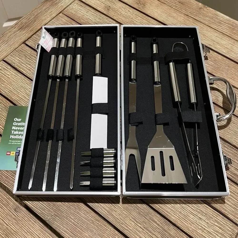 Barbecue Grilling Tools Set