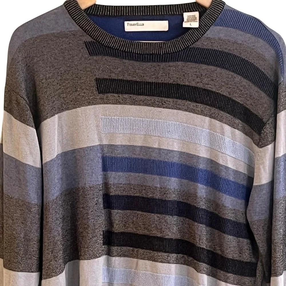 Perry Ellis this preowned