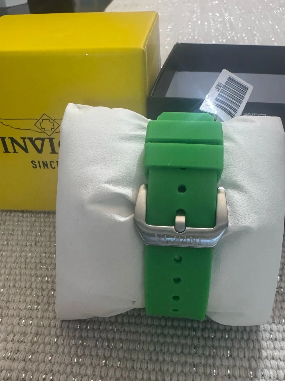 Invicta chronograph vivid
