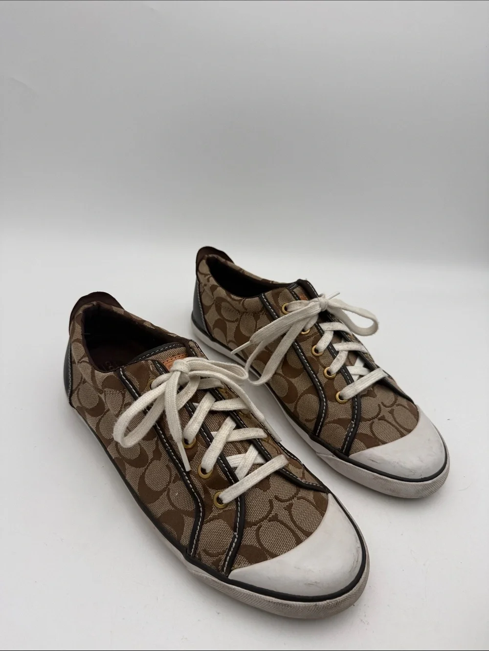 Coach Tan/Brown Signature Canvas Lace-Up Sneakers women 12 casual Y2K vacation