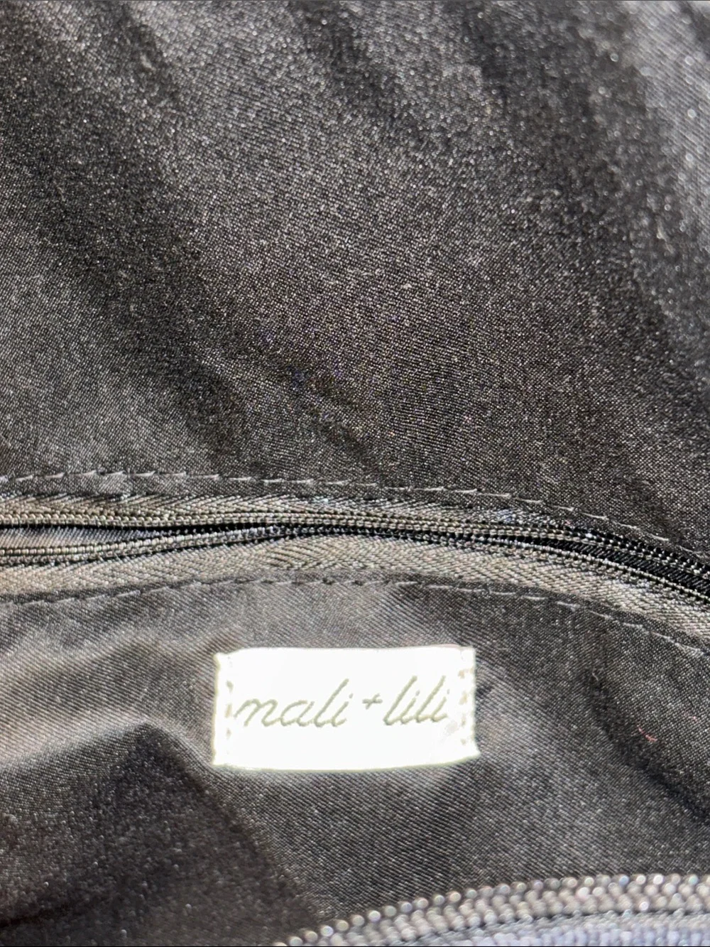 NWOT Mali & Lili Abstract Weekender Bag