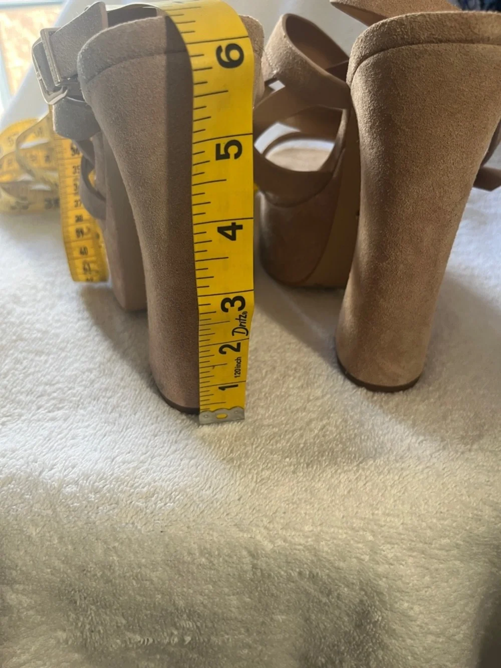 Gianni Bini suede platform