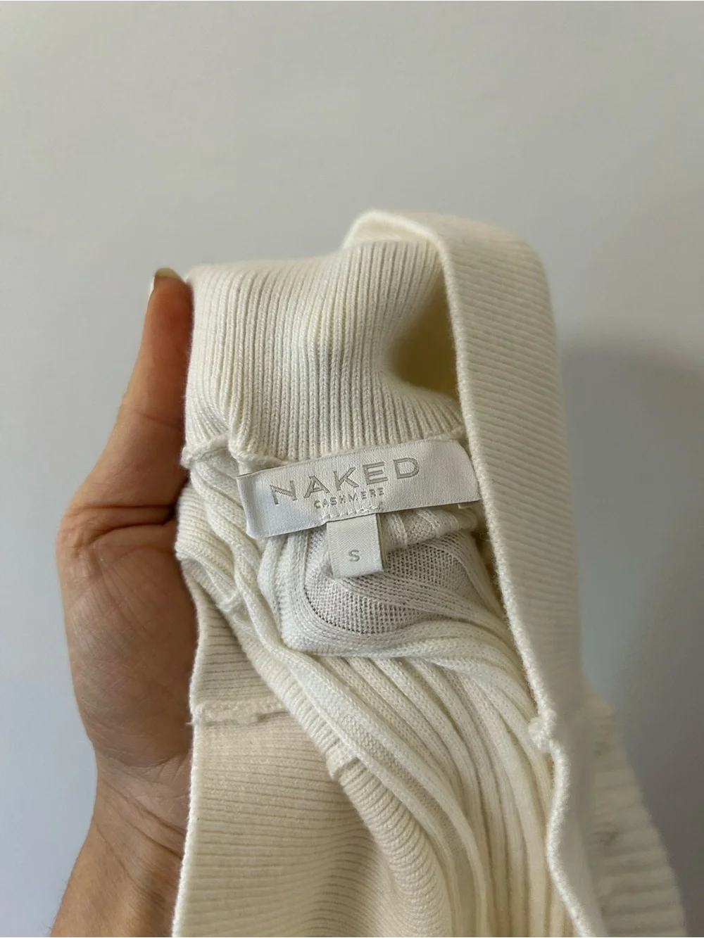 naked wardrobe sleek ribbed