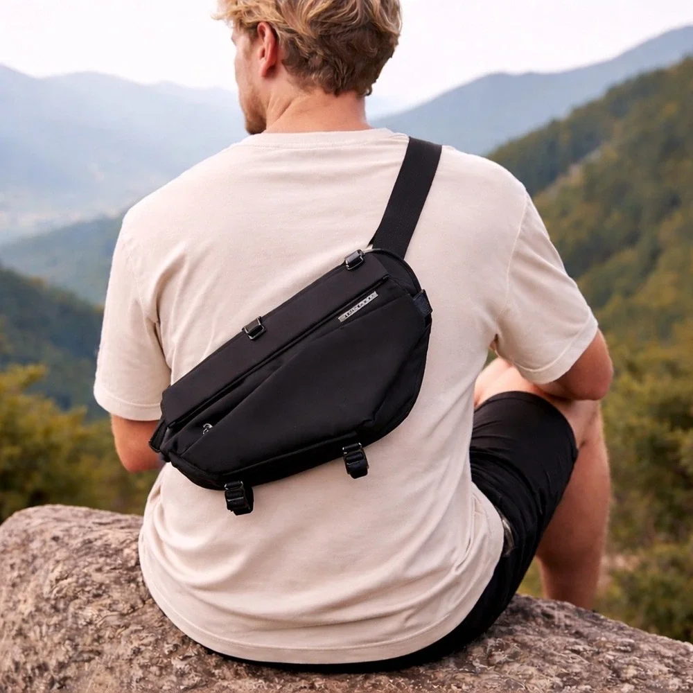 NIID Urbanature Radiant‎ R1 Sling Bag Unisex OS Black Techwear Crossbody