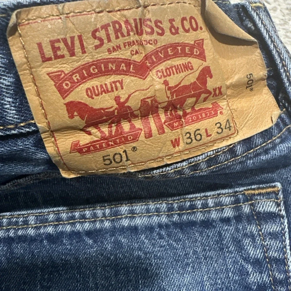 Levis ***amazing condition***