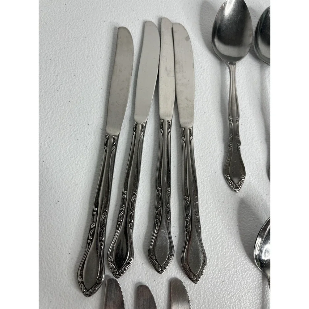 Stanley Roberts good used