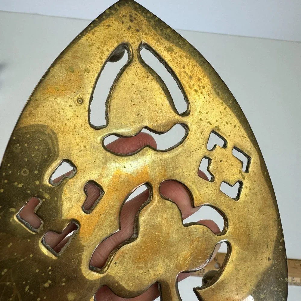 Unbranded vtg gold