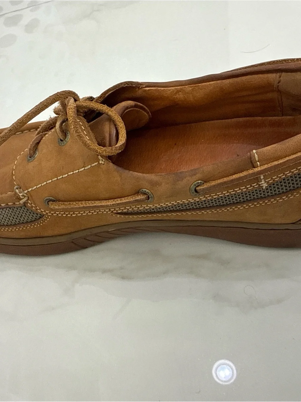 Tommy Bahama used classic