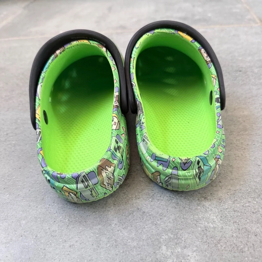 Minecraft Clogs Kids Size 3 Green Good Condition Character Print Slip On Shoes