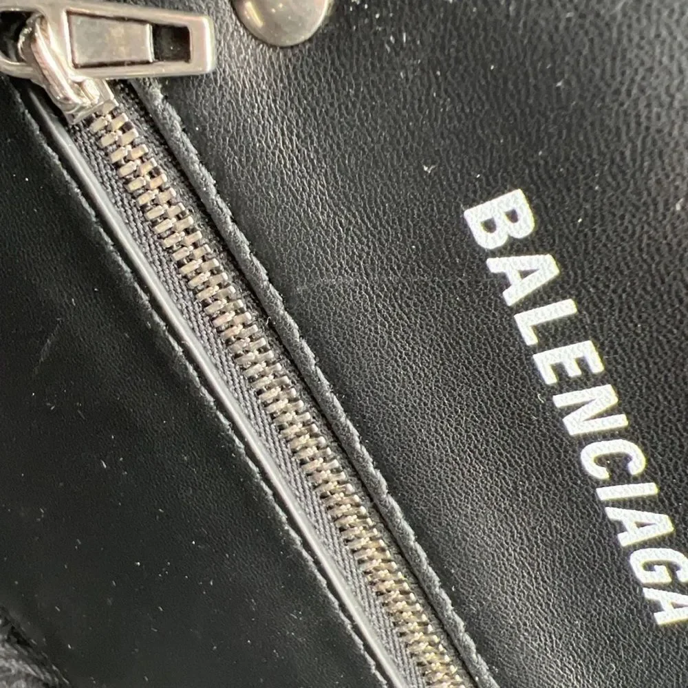 Balenciaga xs bistro