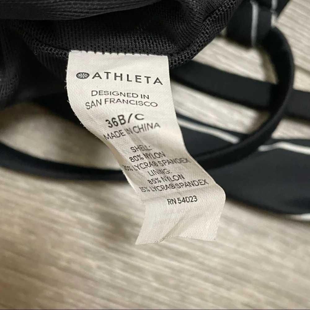 Athleta top chevron