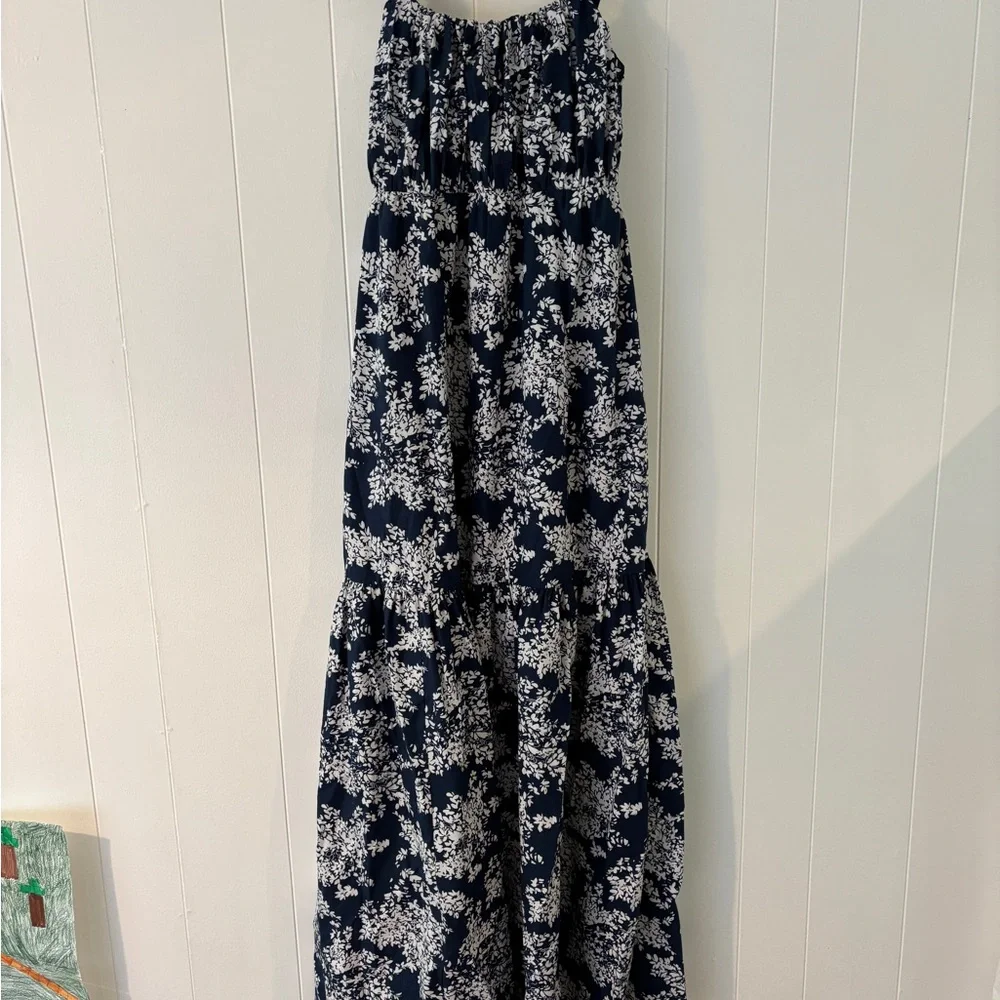 Abercrombie & Fitch Navy and White Floral Maxi Dress Small Tall