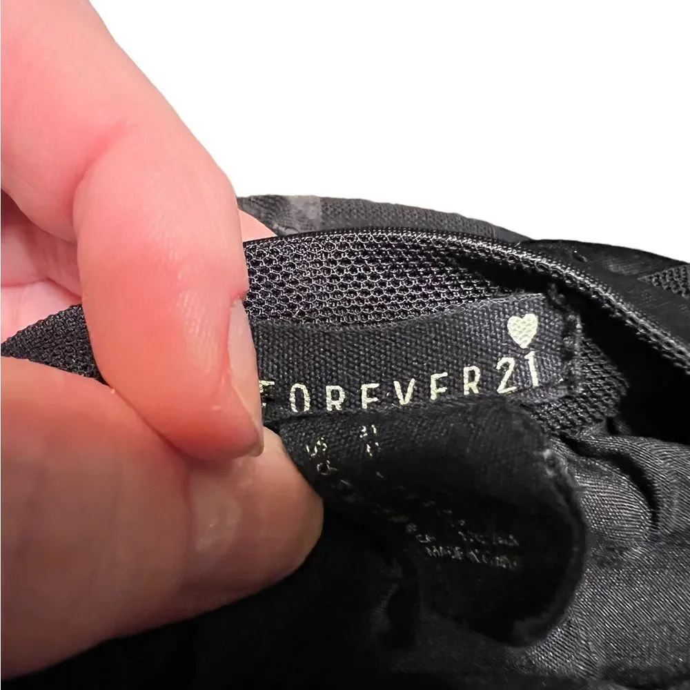 Forever 21 size medium