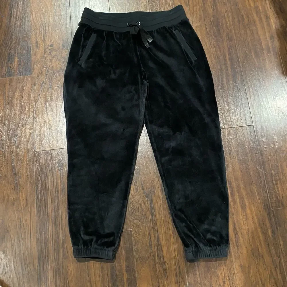 Athleta inseam 26”