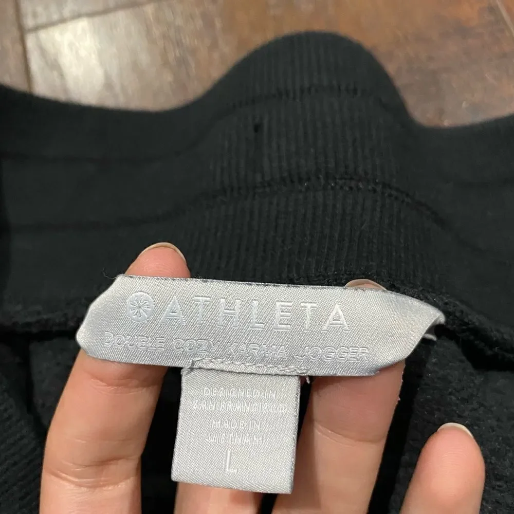 Athleta inseam 26”
