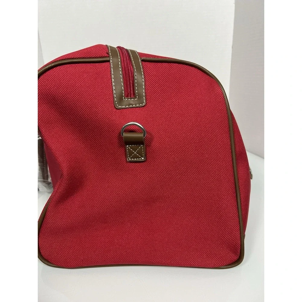 NWOT Tommy Hilfiger Red Logan 21