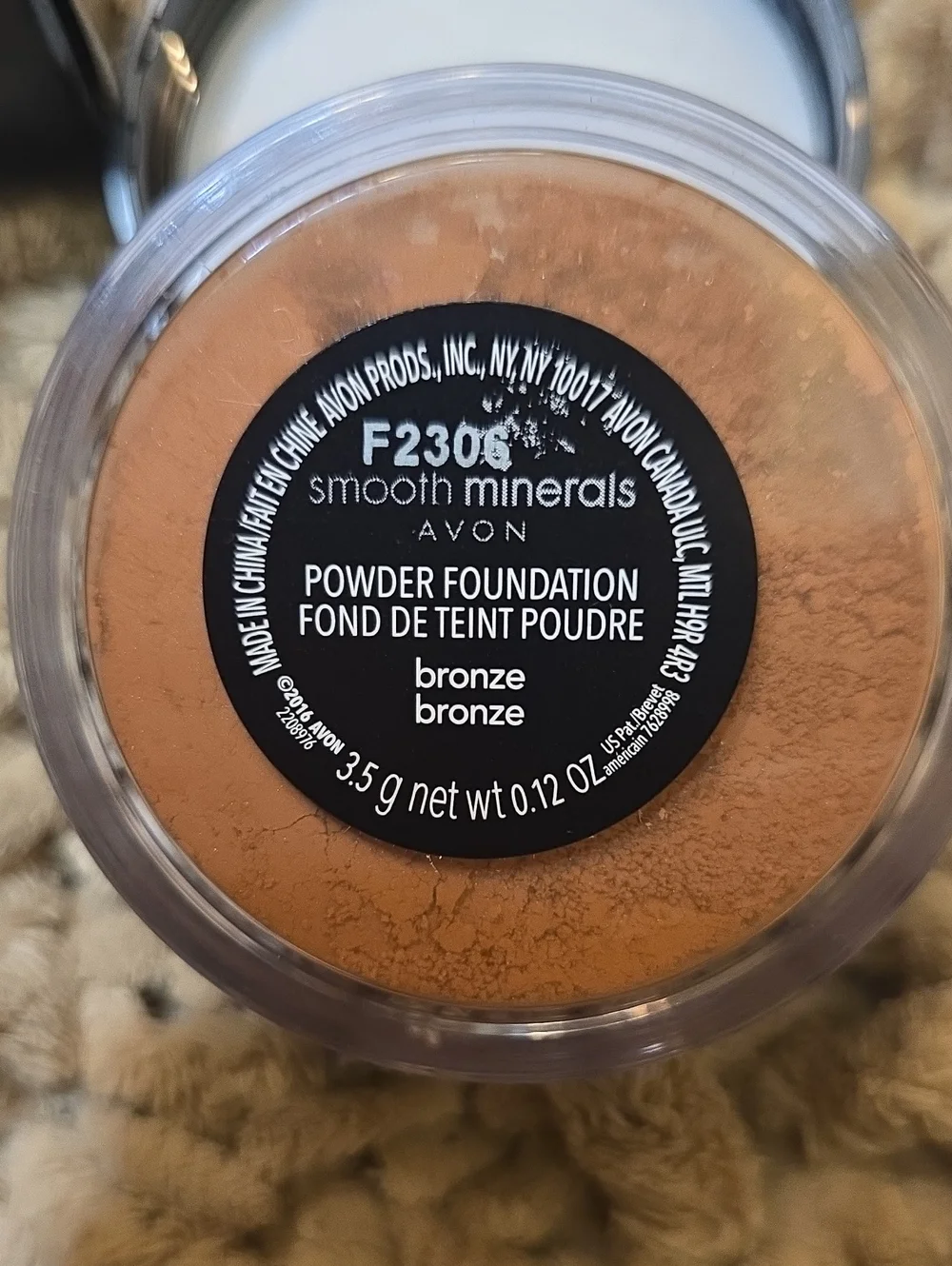 Avon loose mineral