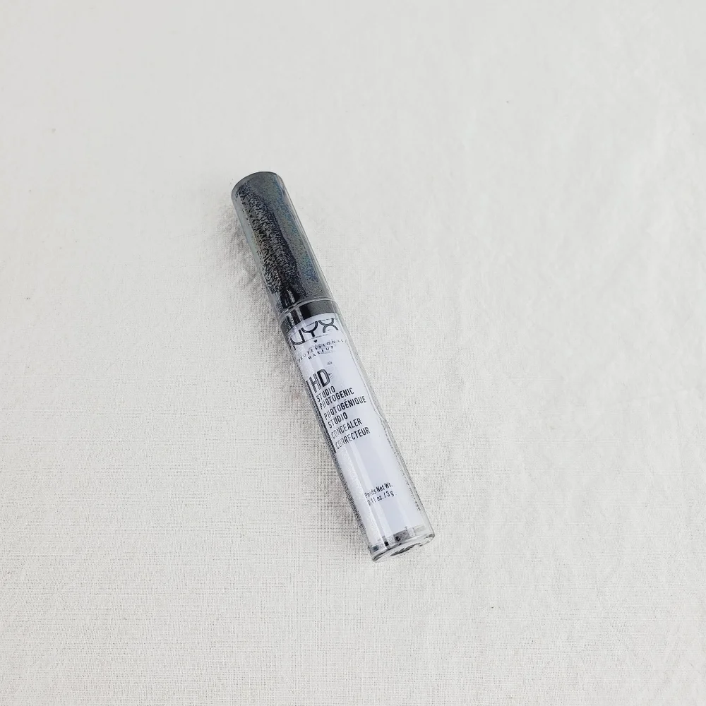 NYX light weight