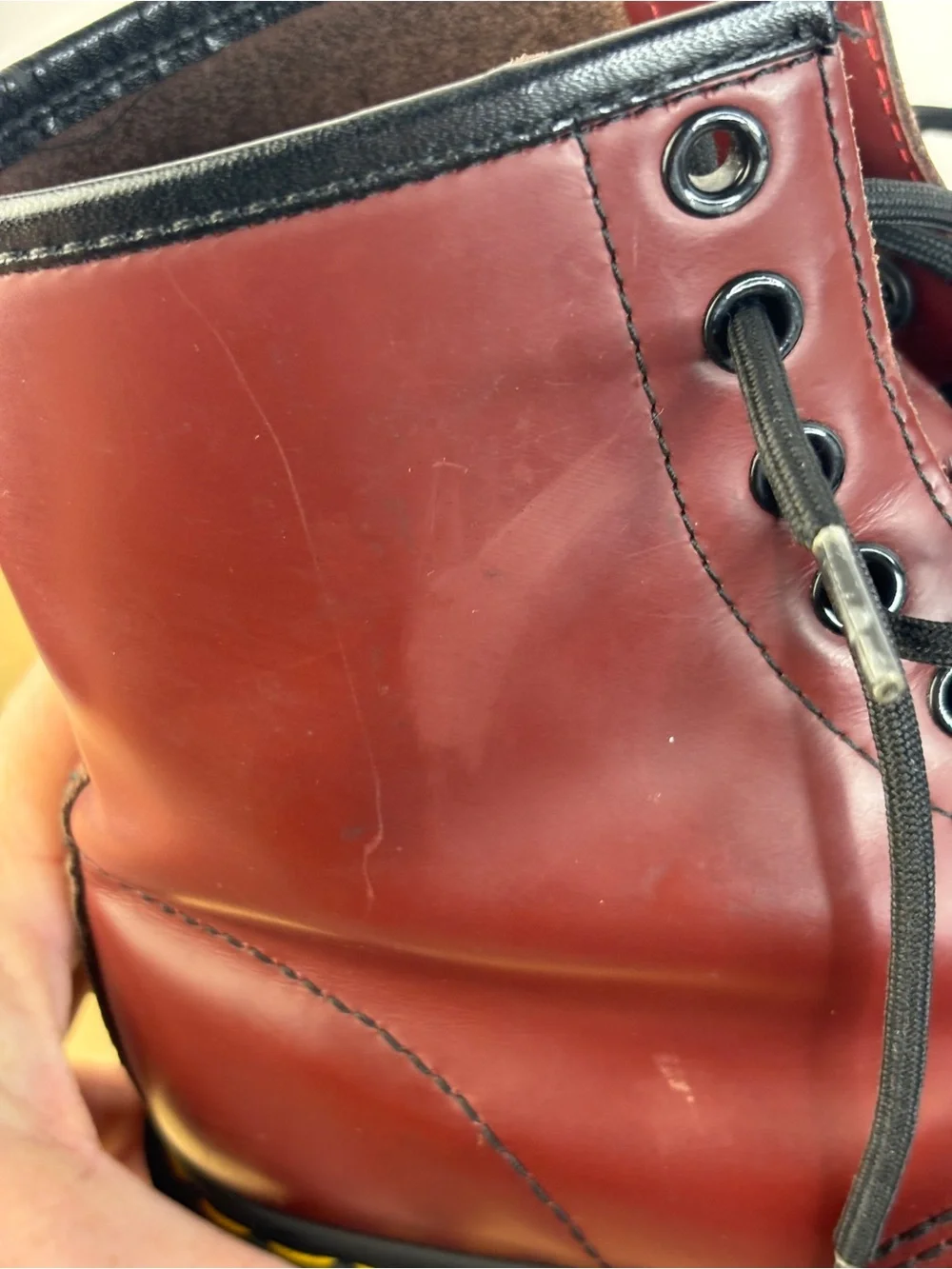 Dr. Martens smooth burgundy