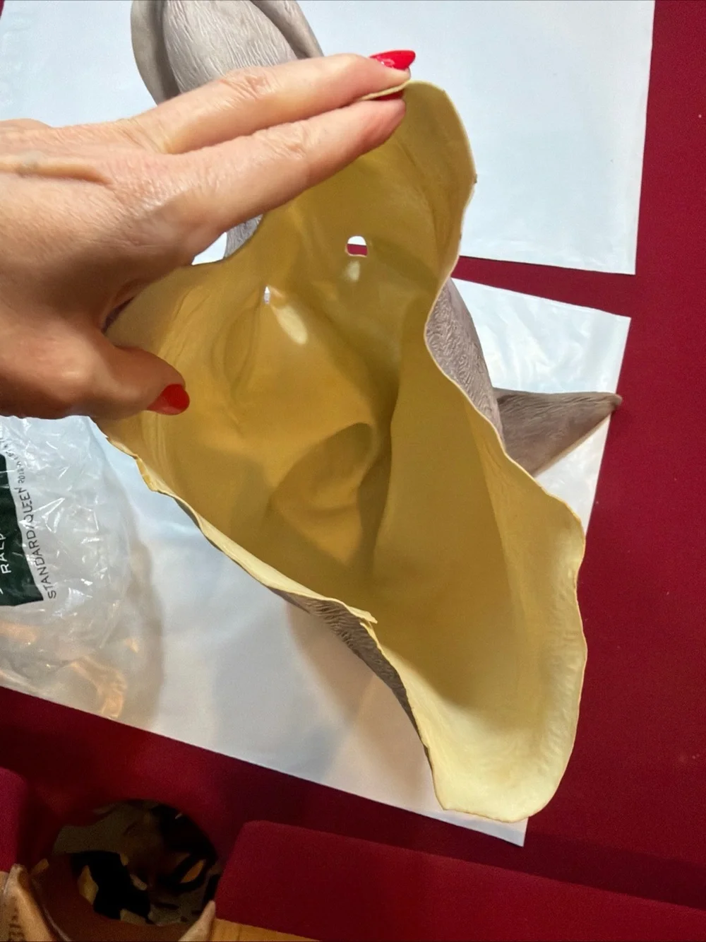 Unmarked kangaroo mask