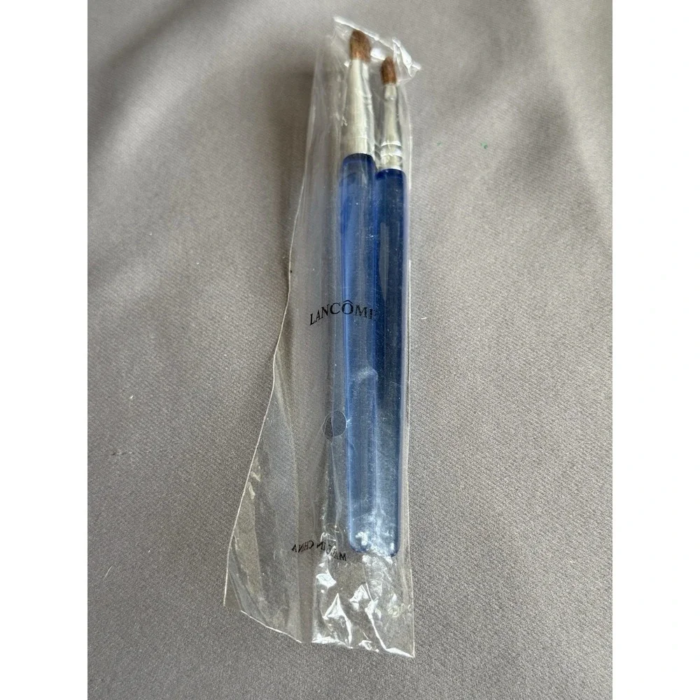 New LANCOME‎ BLENDING EYE SHADOW BRUSH Blue Set of 2 Brand New Sealed 5.5
