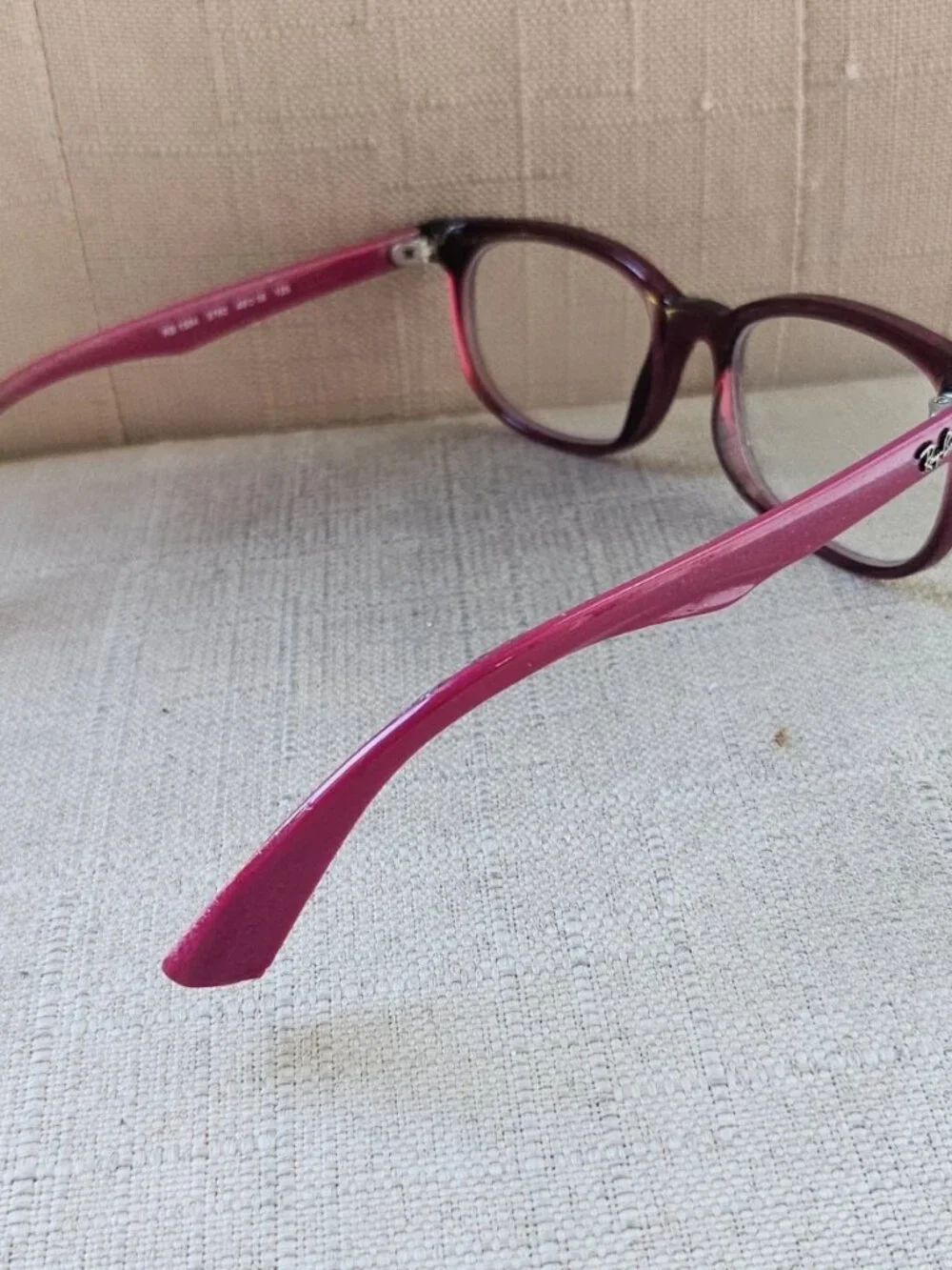 Ray-Ban no used