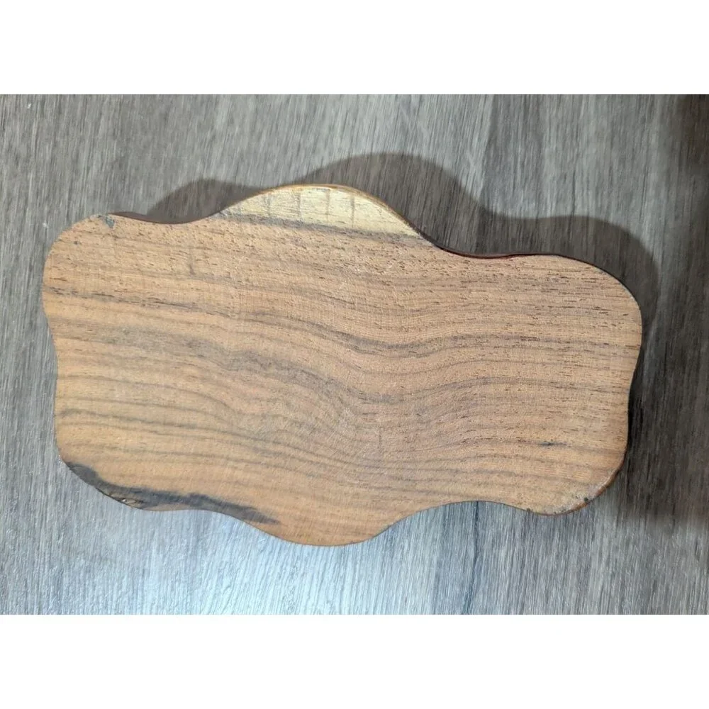 Wooden Costa Rica 5-Colones Souvenir Plaque With Pipe Holder Engraved “Ben” Vint