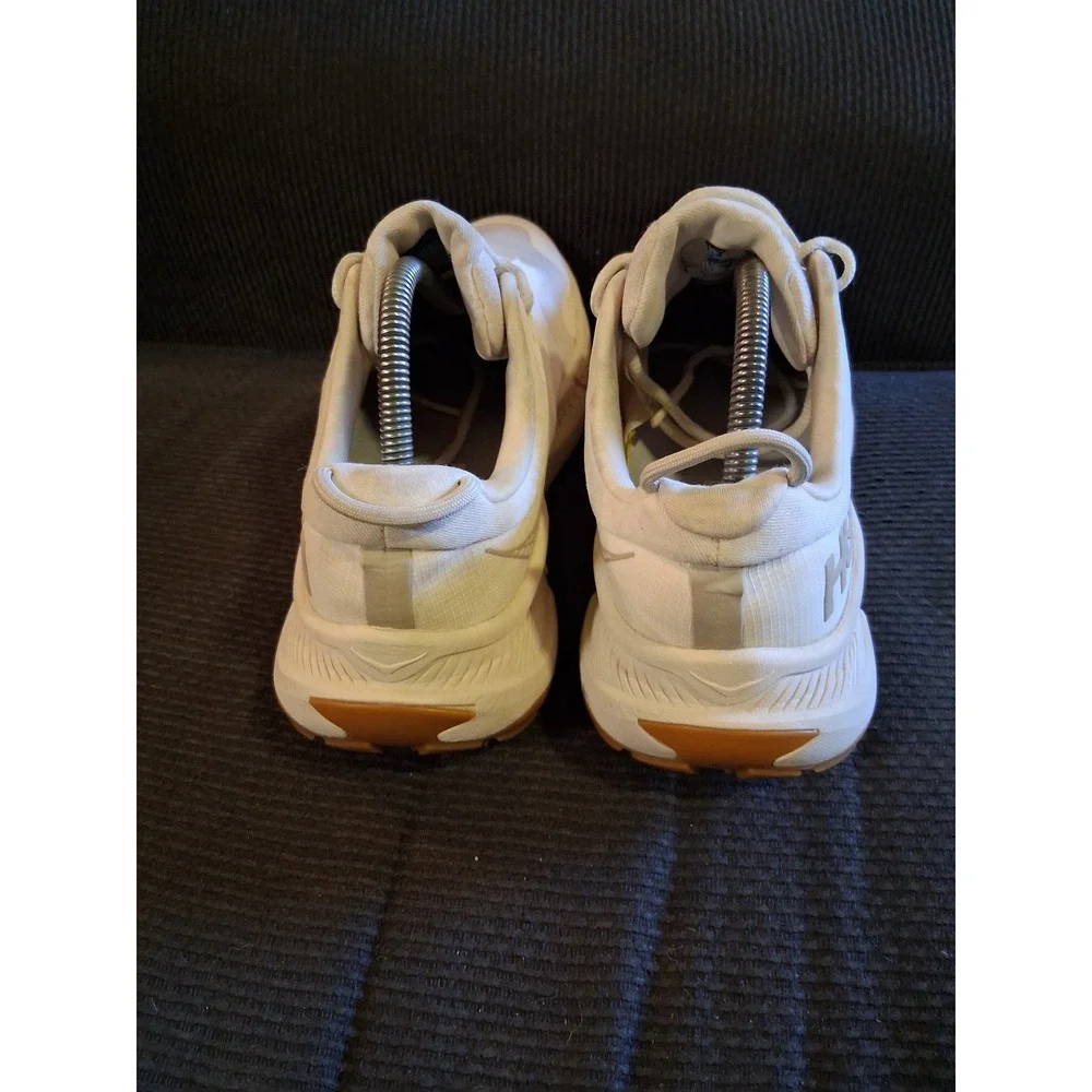 Hoka One One hoka transport