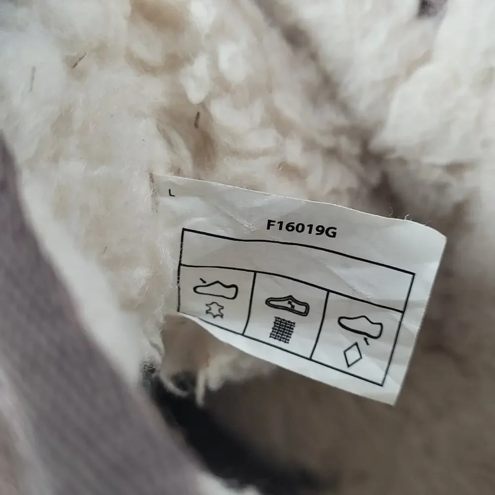 Koolaburra lined cozy