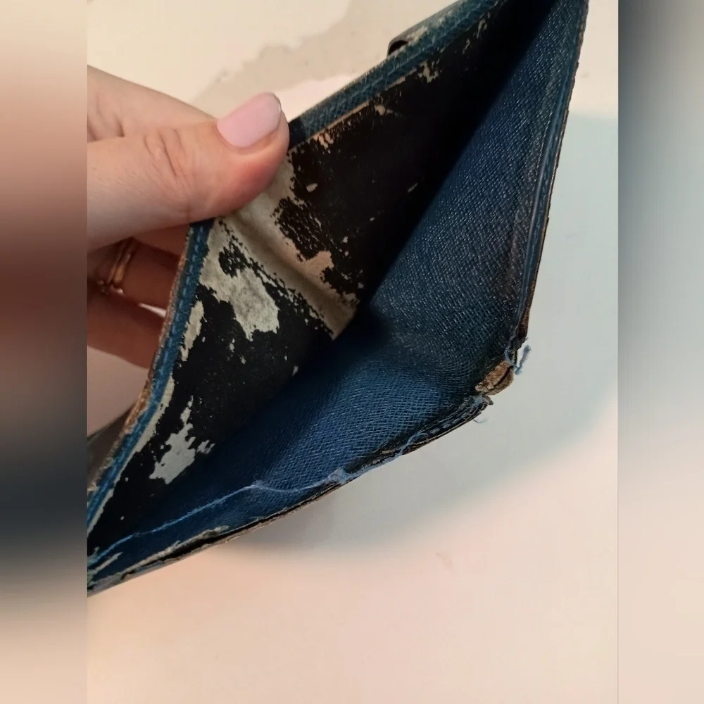 Louis Vuitton very used