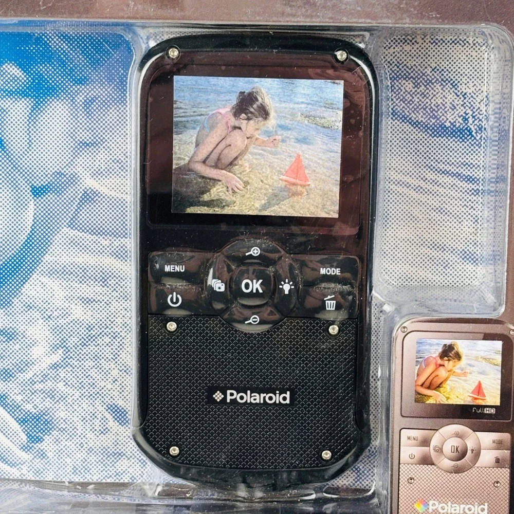 Polaroid see photos