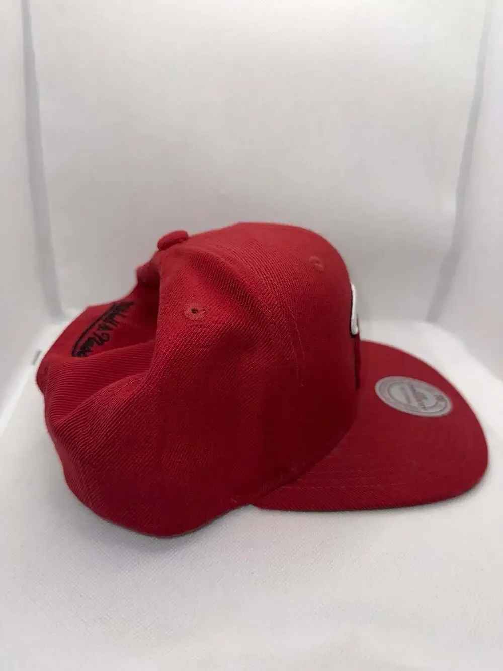 Mitchell & Ness snap light