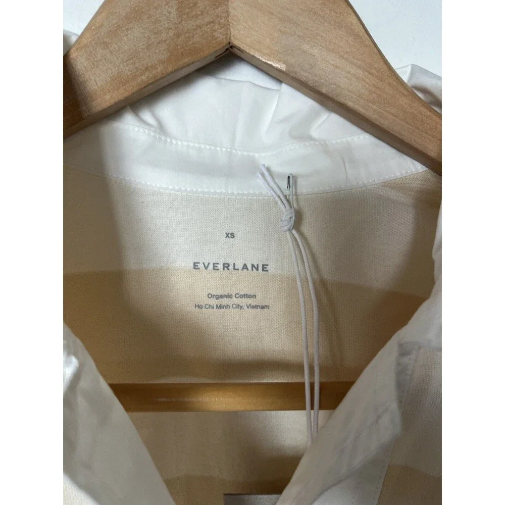 Everlane please message