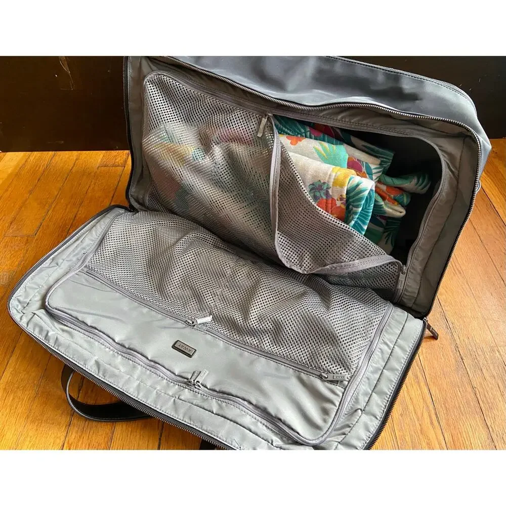 Away weekender black
